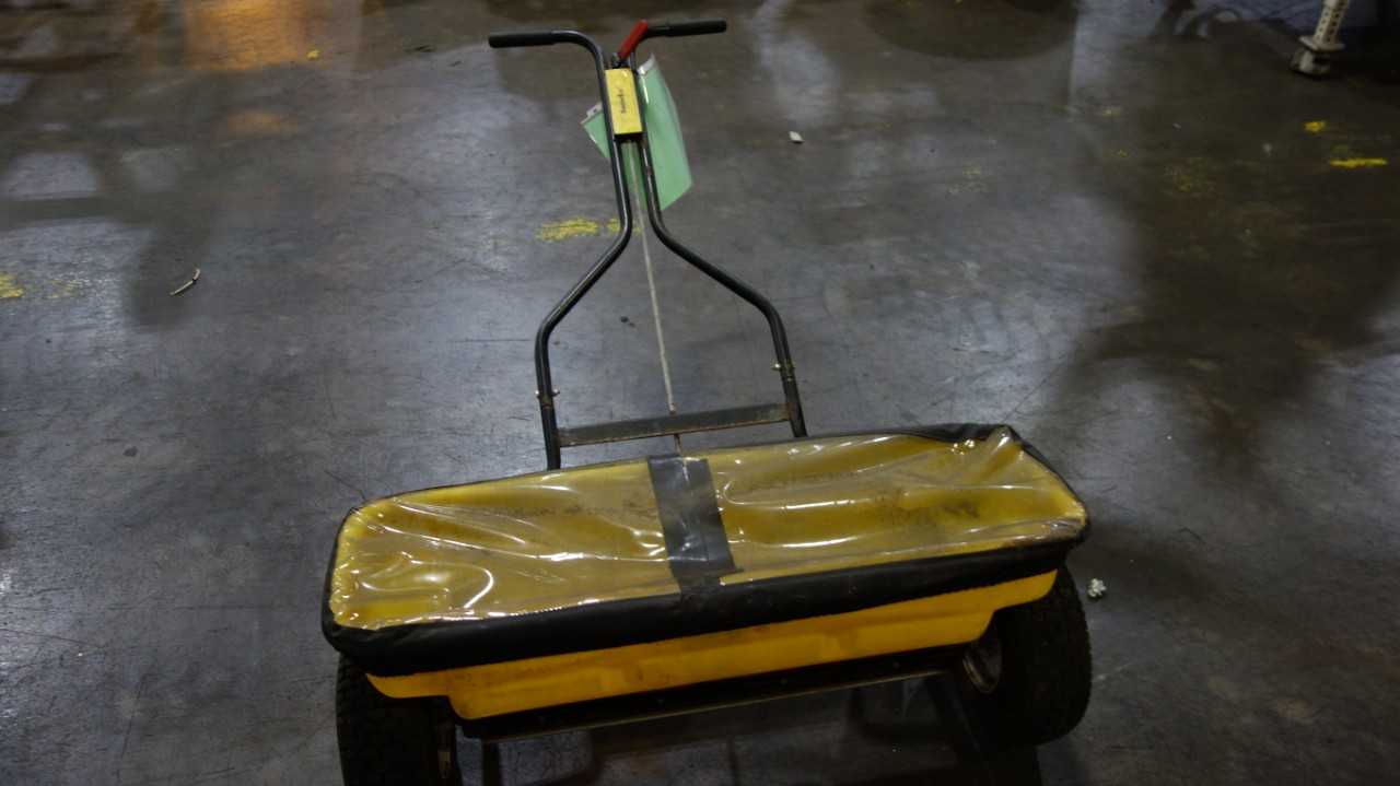 SNOWEX SD-95 WALK BEHIND DROP SPREADER 160LBS - PLANT & FACILITY