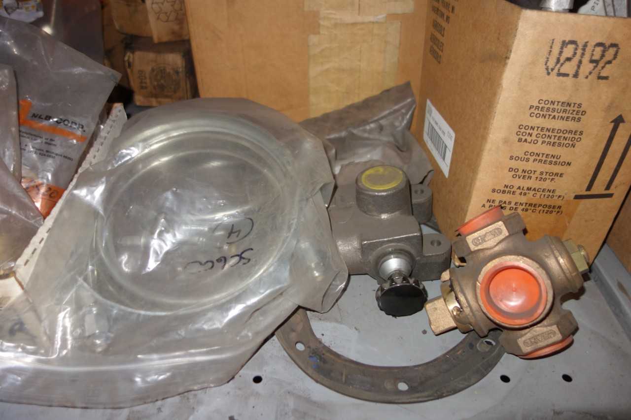 CONTENTS OF 2 SHELVING, HEAVY EQUIPMENT PARTS - SHELVING