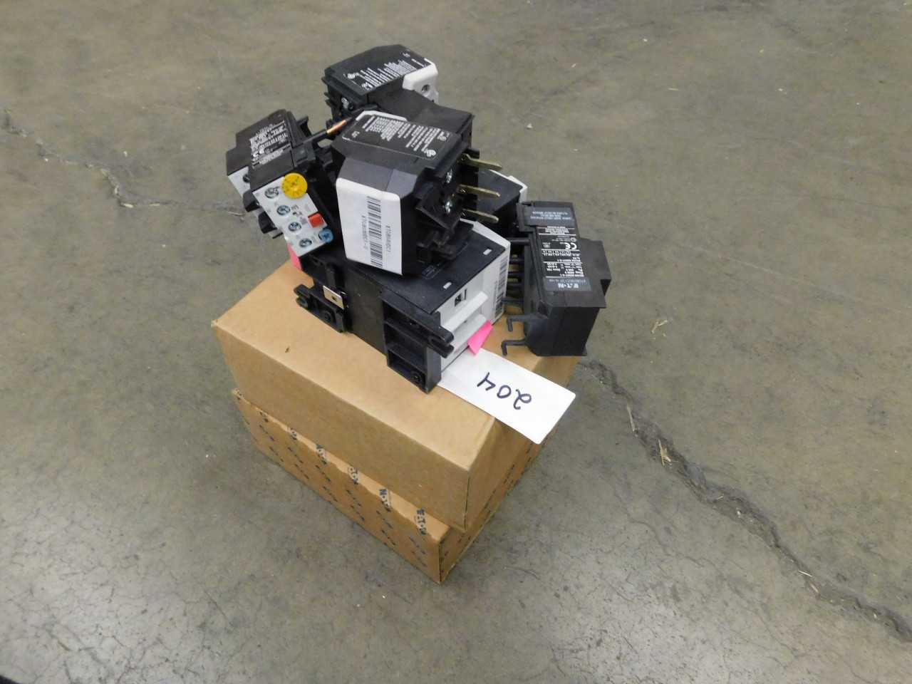 Lot of 7 Various Electronic Overloads and 1 Contactor - CONTACTORS
