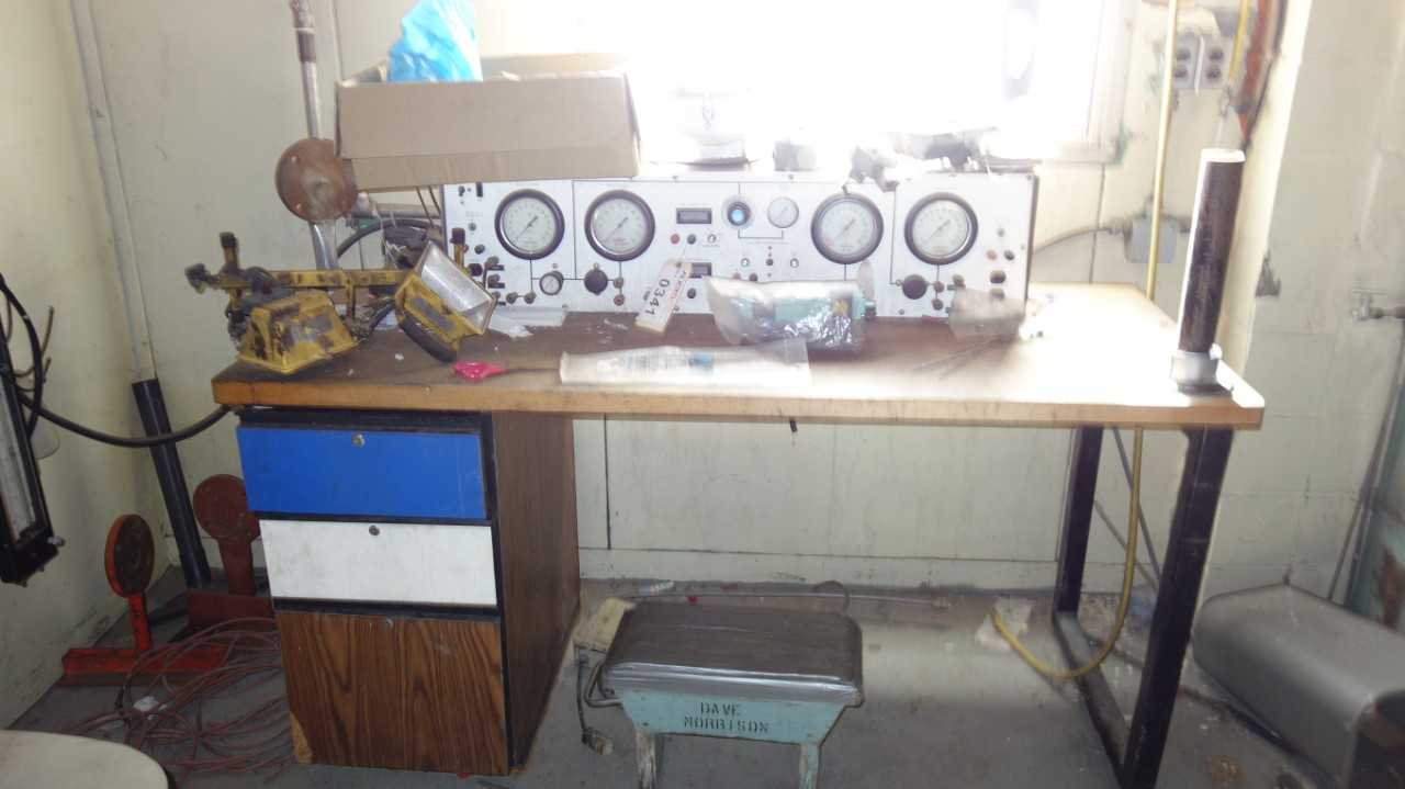 TABLE WITH CONTENTS, ASSORTED ELECTRIC MRO - INDUSTRIAL PARTS