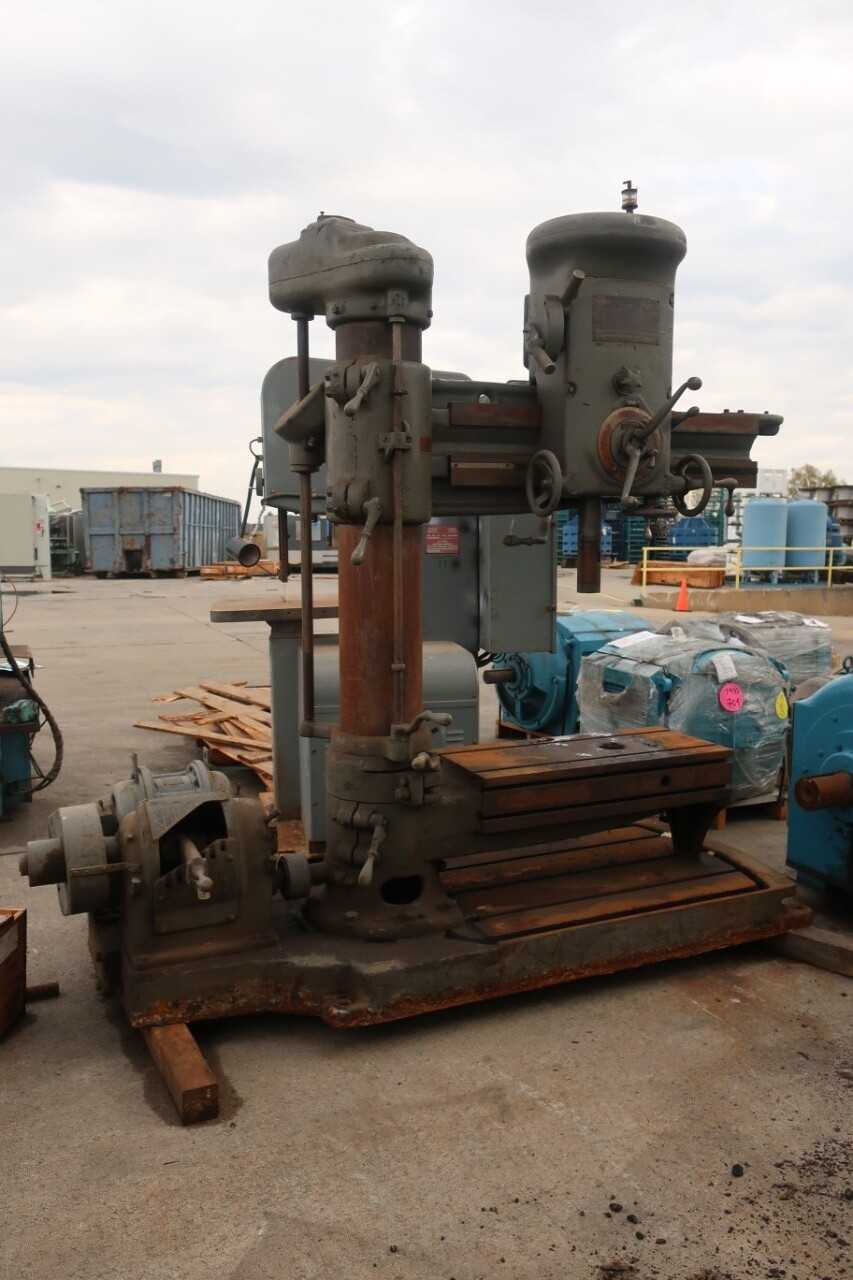 AMERICAN TOOL WORKS CO. 3-1/2 FT TRIPLE PURPOSE PLAIN RADIAL DRILL PRESS - UPRIGHT DRILL PRESSES