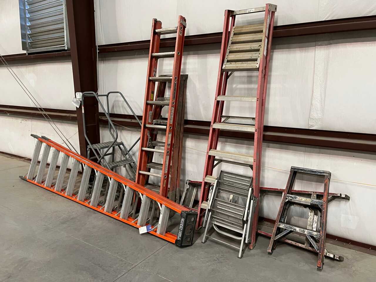 ASSORTED STEPLADDERS (NEW MEXICO) - INDUSTRIAL PARTS