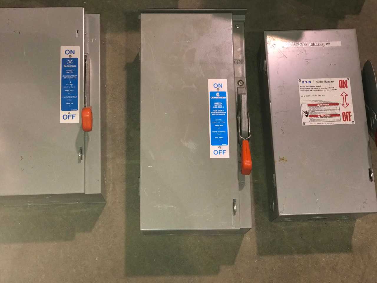 COMMANDER/WESTINGHOUSE/EATON SAFETY SWITCHES (QTY 3) - SAFETY SWITCH