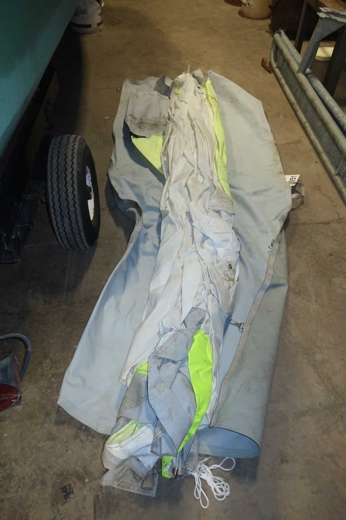 POP UP POLE TENT - MISCELLANEOUS