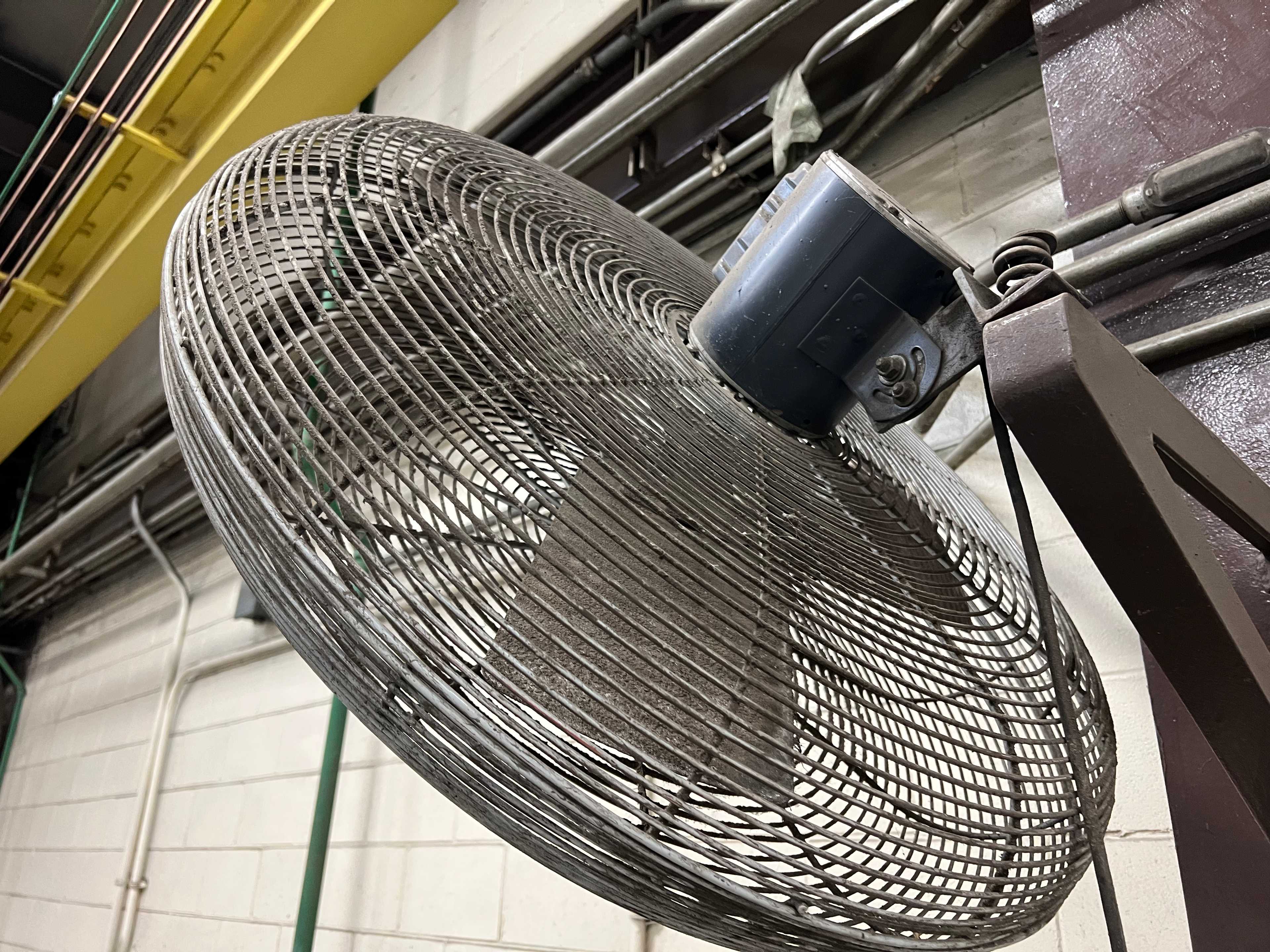 LOT OF 4 FANS - TEMPERATURE CONTROL COMPONENTS