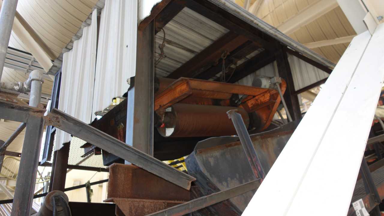 ERIEZ SUSPENDED ELECTRIMAGNETIC SEPARATOR - INDUSTRIAL PARTS