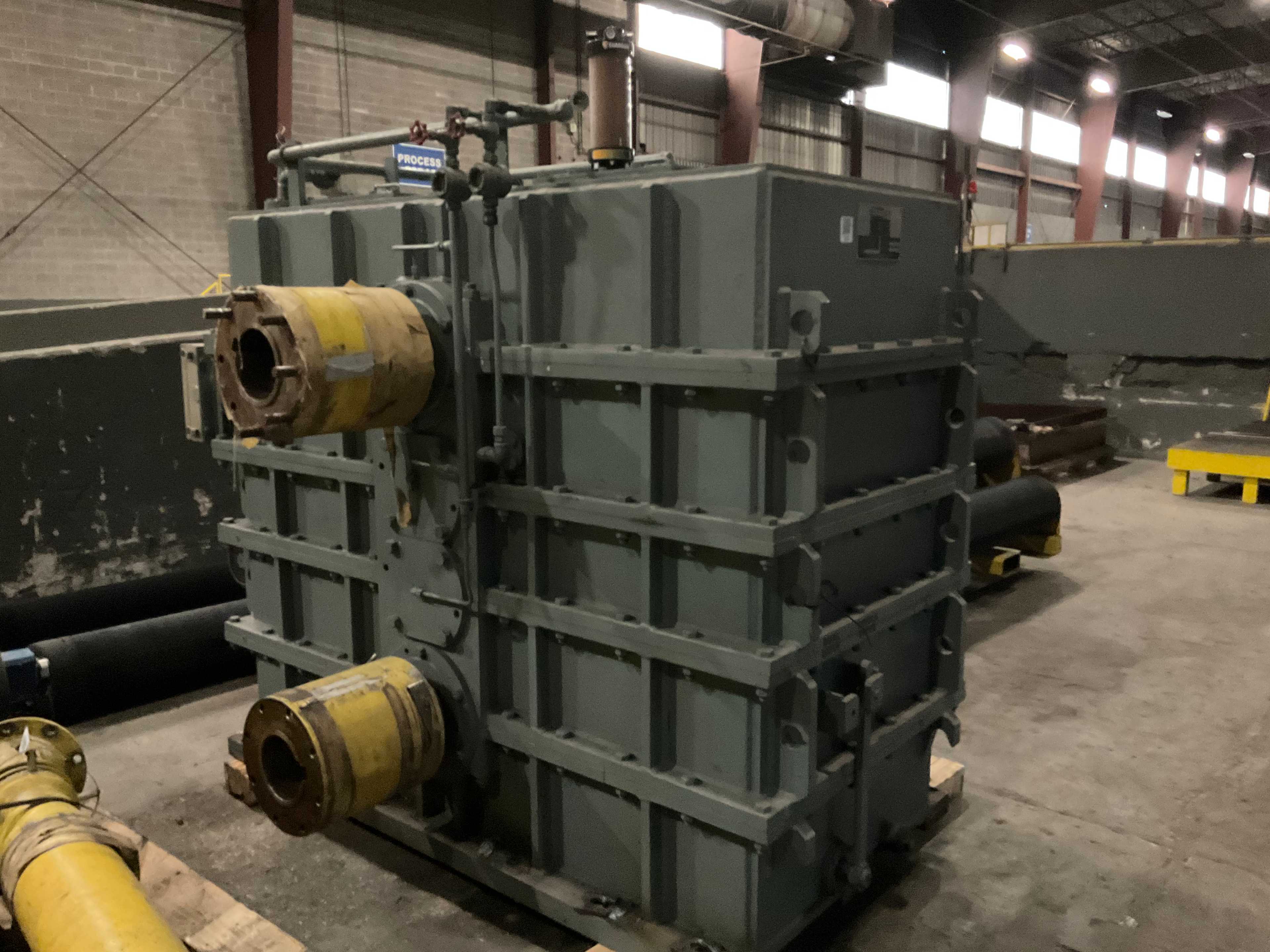 CHICAGO H383-TWIN ENCLOSED GEAR DRIVE - ENCLOSED GEAR DRIVE CHICAGO H383-TWIN ENCLOSED GEAR DRIVE - ENCLOSED GEAR DRIVE