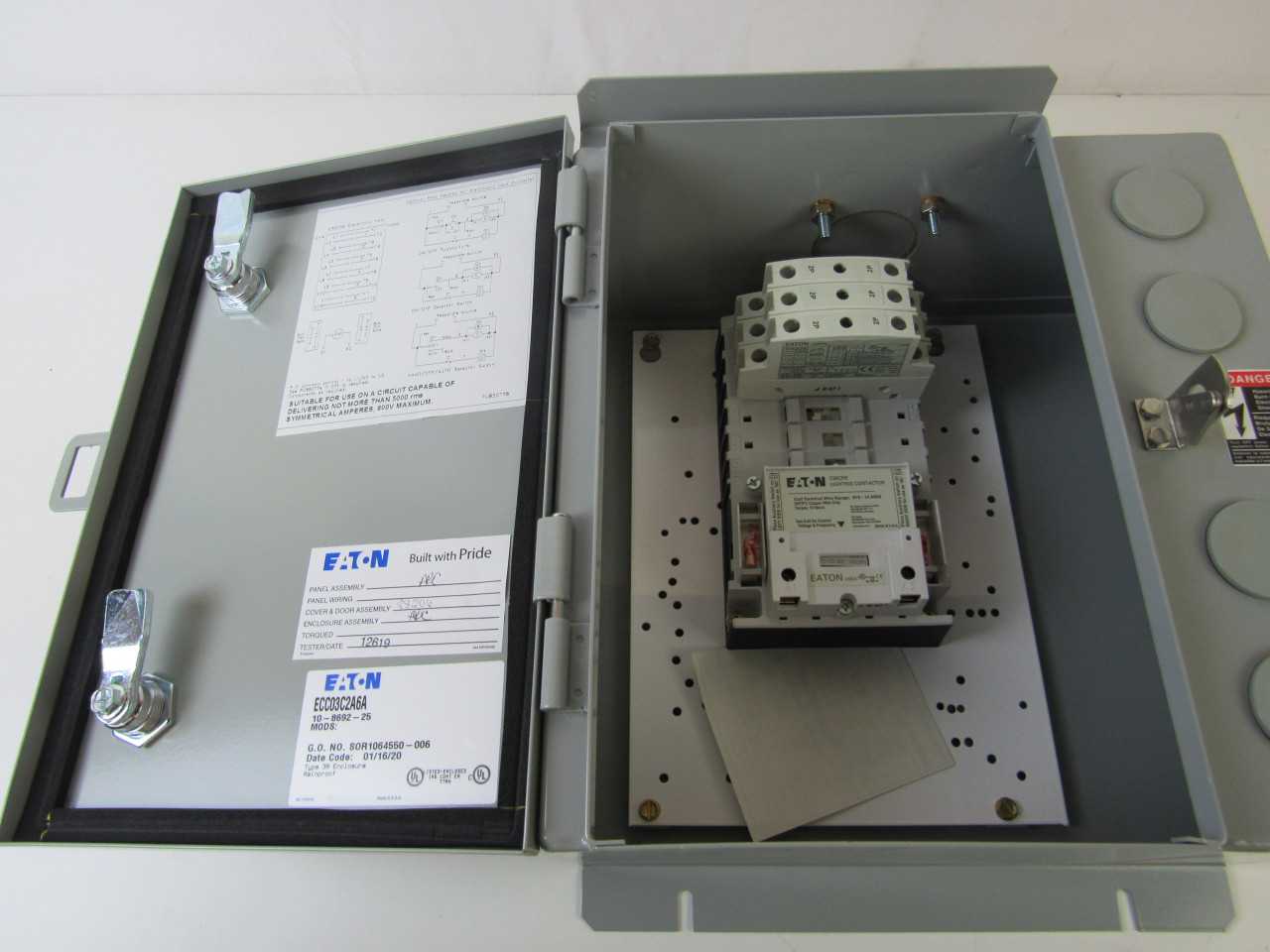 Lot of 1x ECC03C2A6A Contactor - CONTACTORS