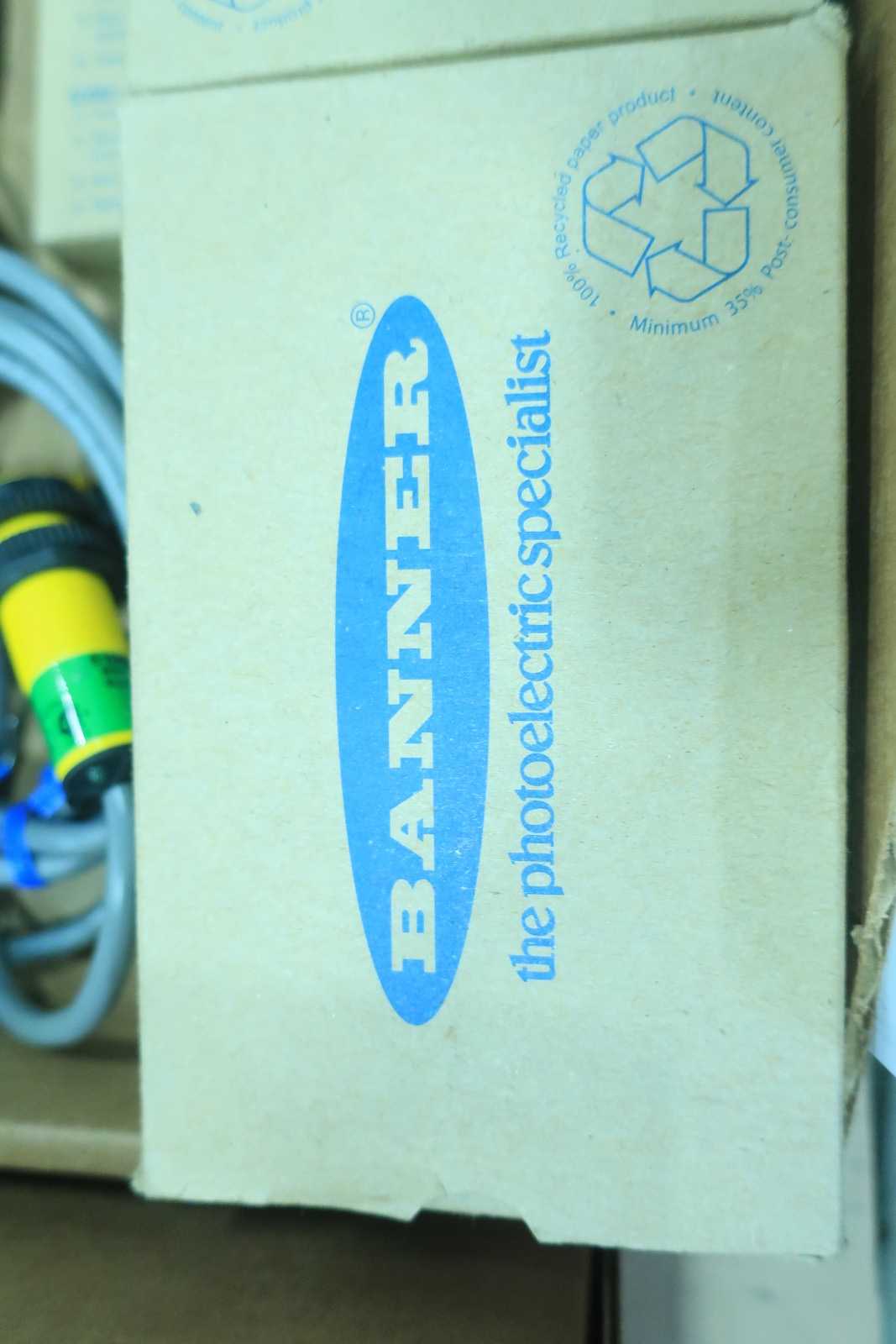 1 LOT OF PHOTOELECTRIC SENSORS-TRI-TRONICS, BANNER - INDUSTRIAL PARTS