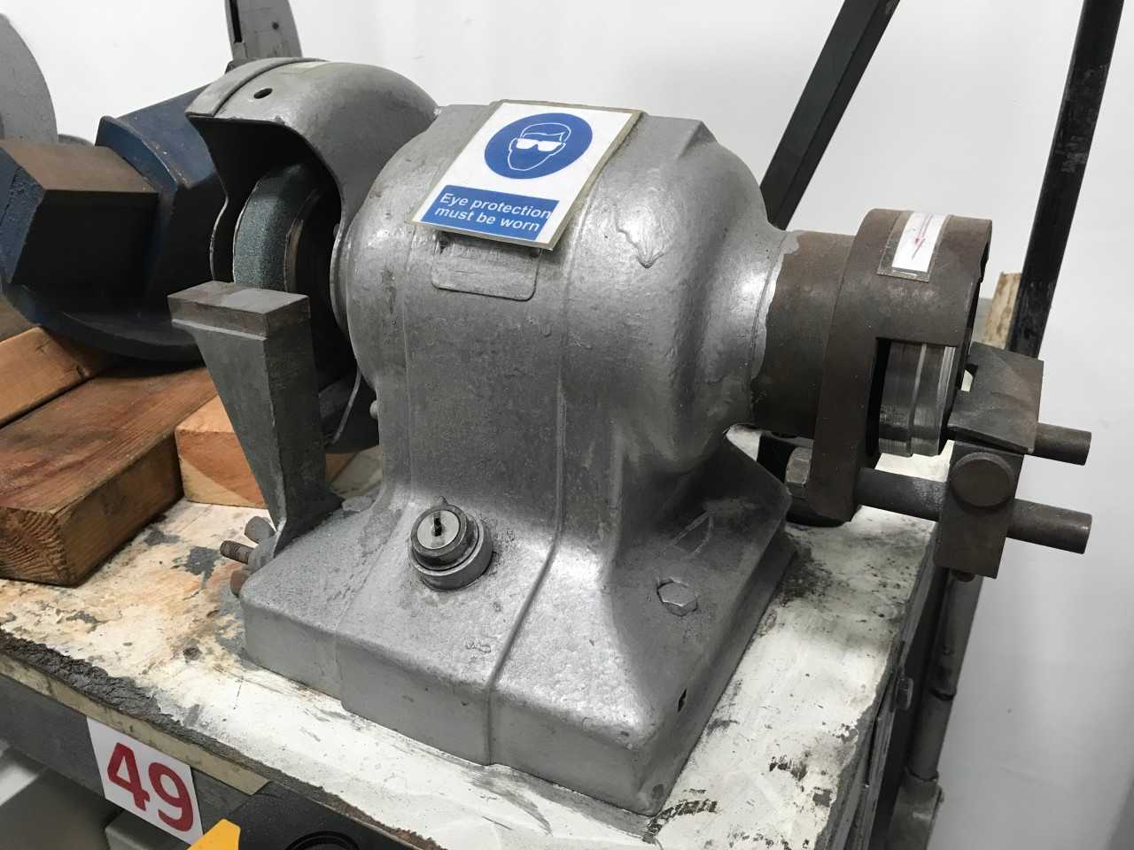 Grimston Bench Grinding Machine - GRINDING MACHINES