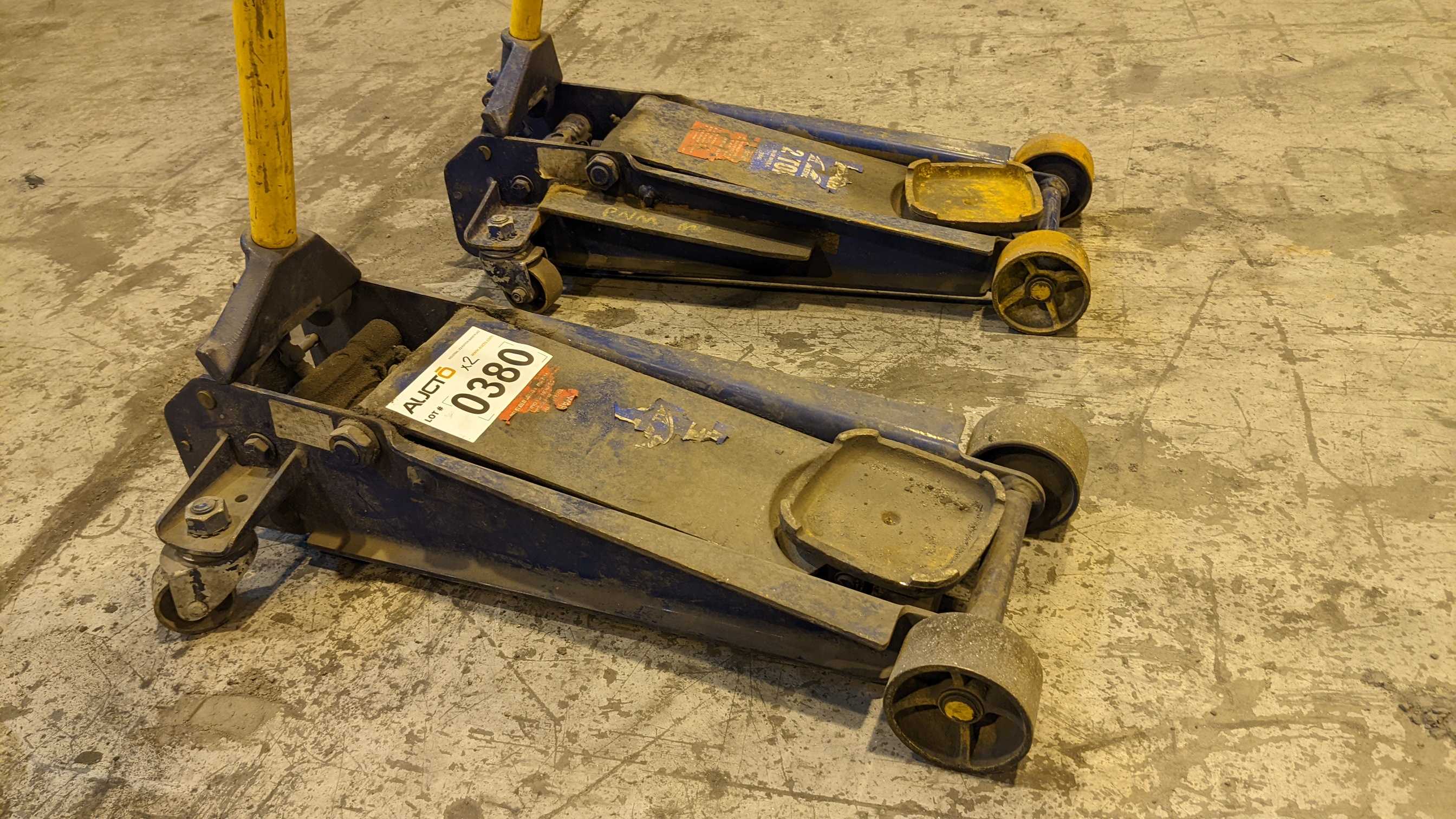 LOT OF 2 JACKS - HYDRAULIC PARTS LOT OF 2 JACKS - HYDRAULIC PARTS