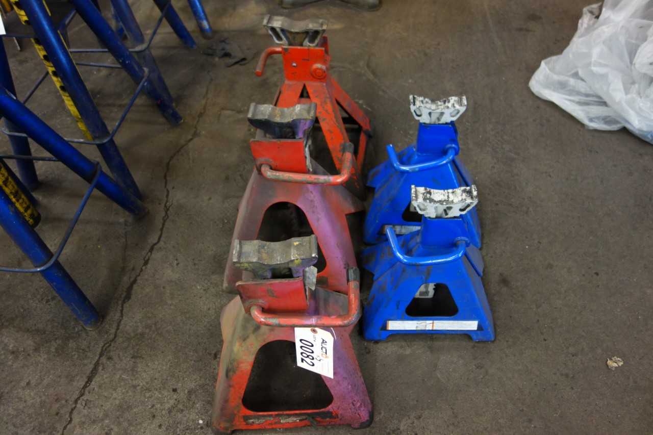 LOT OF 5 CAR TRAILER JACK STANDS, 6 TON, 12 TON - LIFTING EQUIPMENT