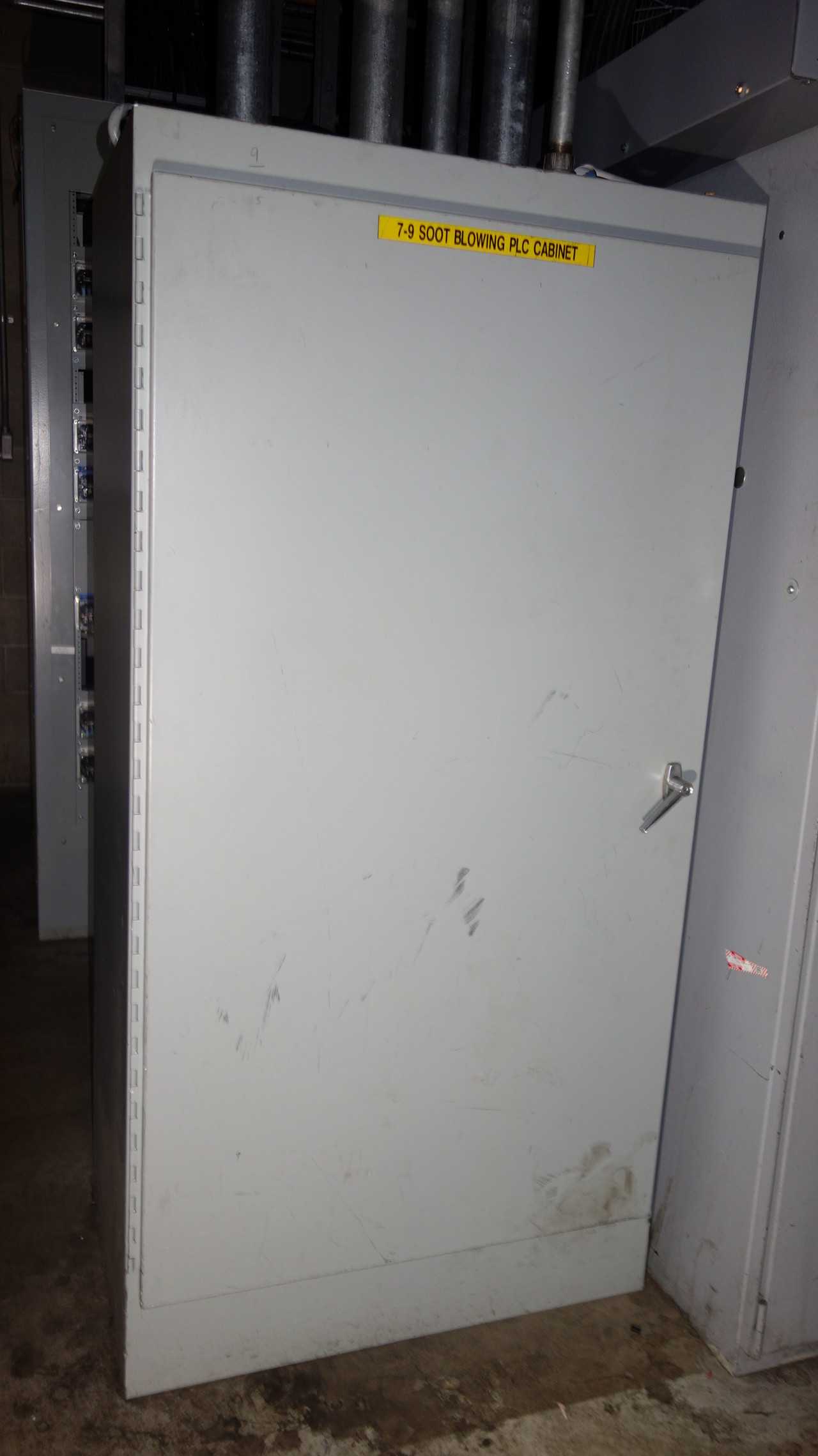 ALLEN BRADLEY SLC500 1747 PLC CONTROL CABINET - AUTOMATION & CONTROLS