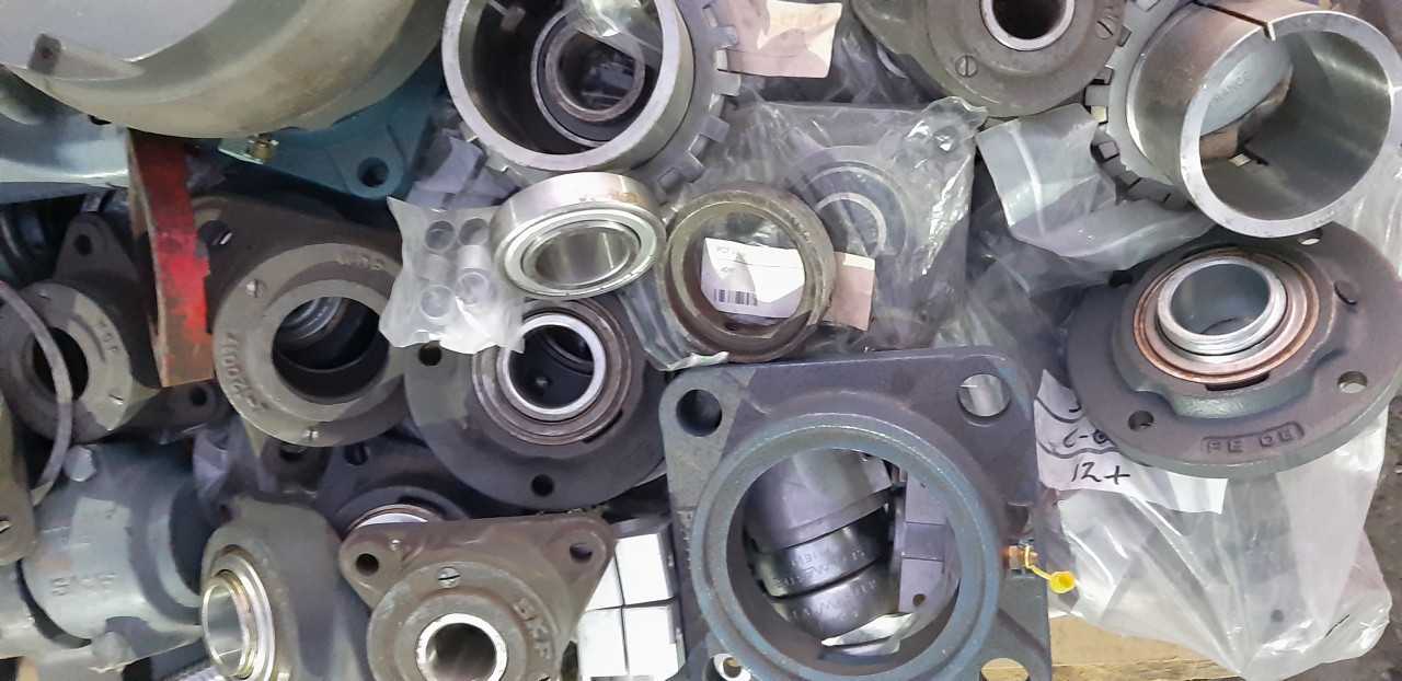 1 pallet of assorted bearings - BEARINGS