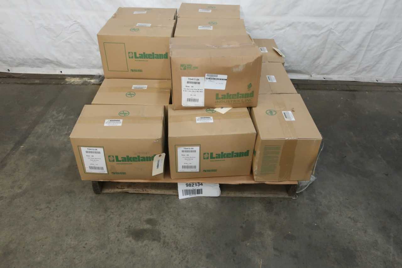 PALLET OF LAKELAND INDUSTRIES DISPOSABLE COLLAR ZIP COVERALL - LAB & SCIENTIFIC