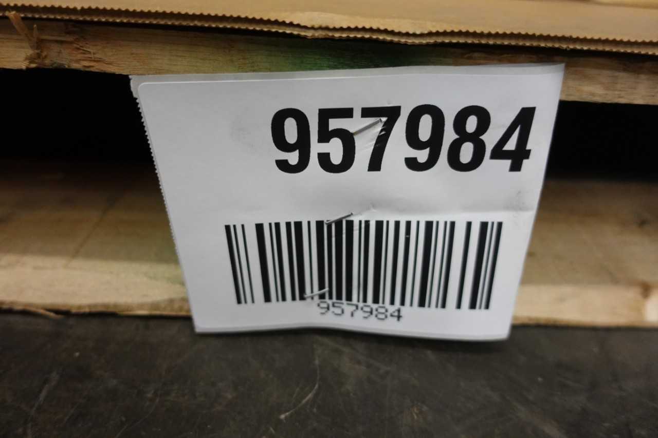 LOT OF 9 FISHER FS2516-8 RECEIVERS/CONTROLLERS - CONTROL VALVE