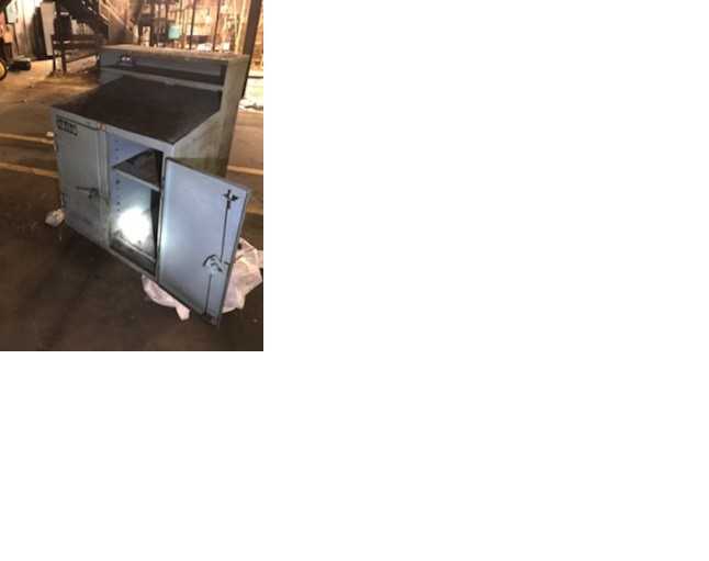 Storage cabinet quantity of 4 - TOOL STORAGE