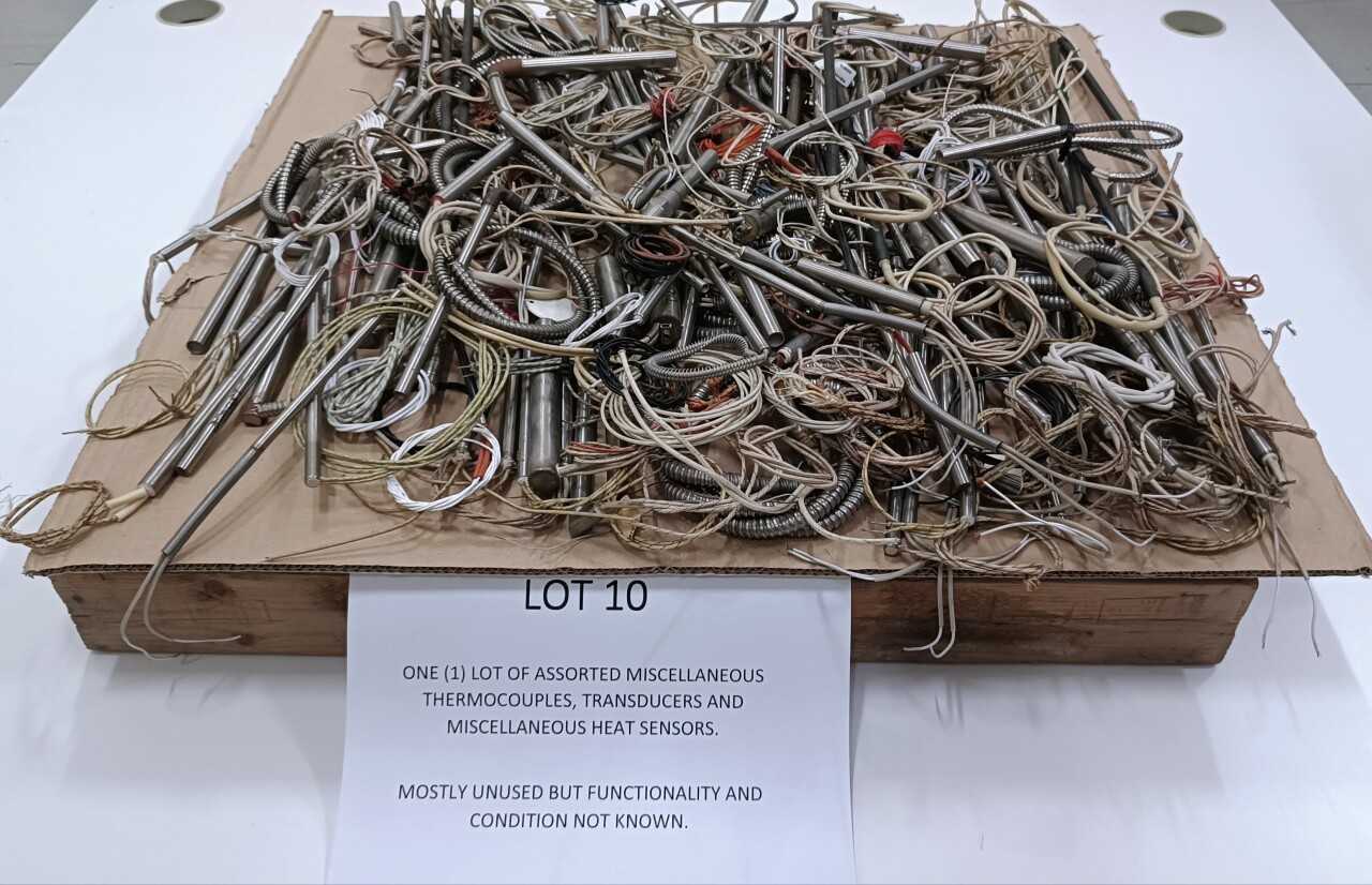 ONE (1) LOT OF ASSORTED MISCELLANEOUS THERMOCOUPLES, TRANSDUCERS AND MISCELLANEOUS HEAT SENSORS. - ELECTRICAL PARTS