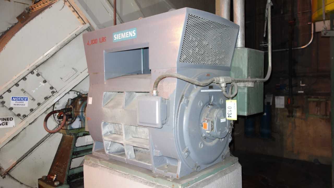SIEMENS 588S 650HP 4600V-AC INDUCTION MOTOR - ELECTRIC MOTORS
