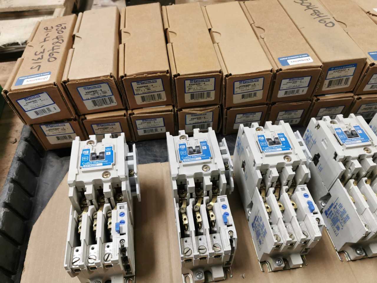 Lot of Fuses, Relays & Contactors - ELECTRICAL COMPONENTS