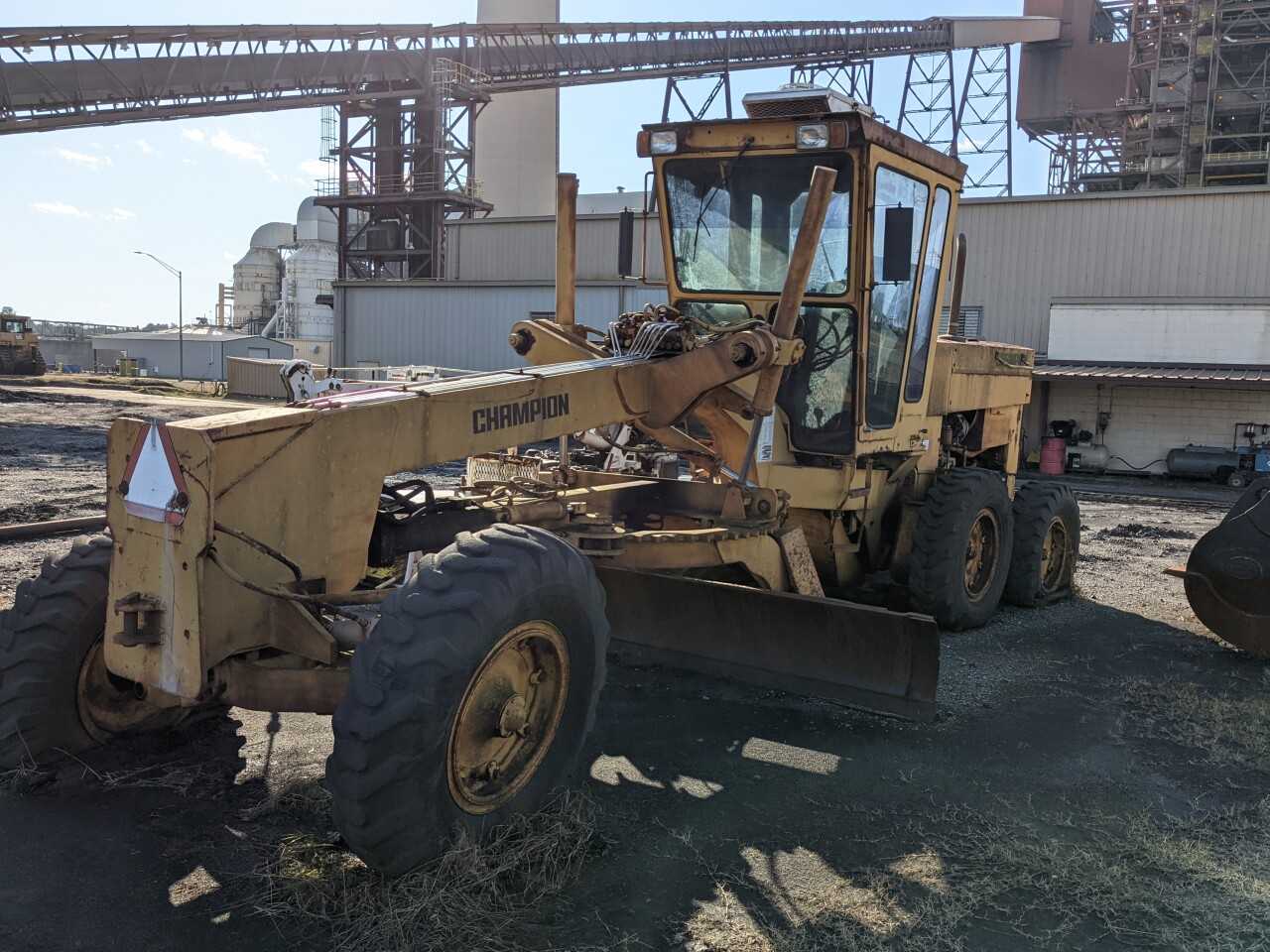 Champion 710A Motorgrader - MOTOR GRADERS