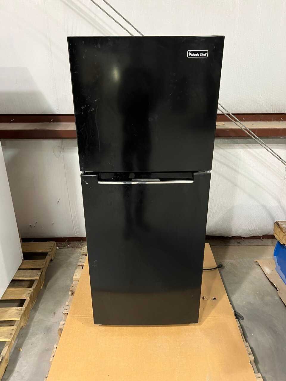 MAGIC CHEF HMDR1000BE REGRIGERATOR 10.1 CU-FT (NEW MEXICO)