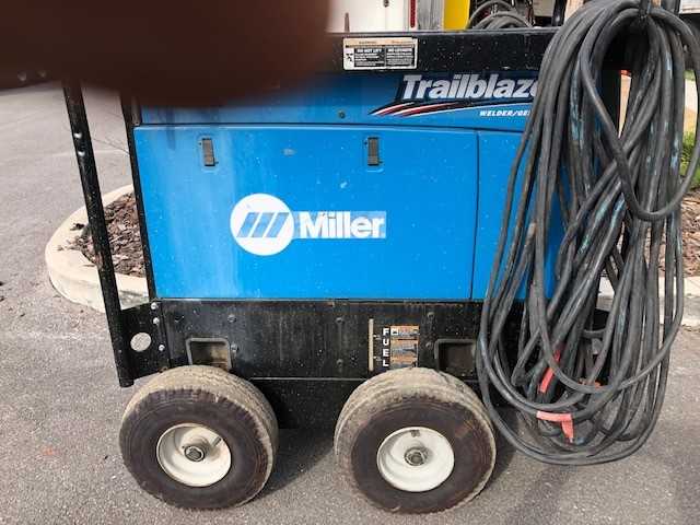 Miller Trailblazer 325 welder - WELDING EQUIPMENT