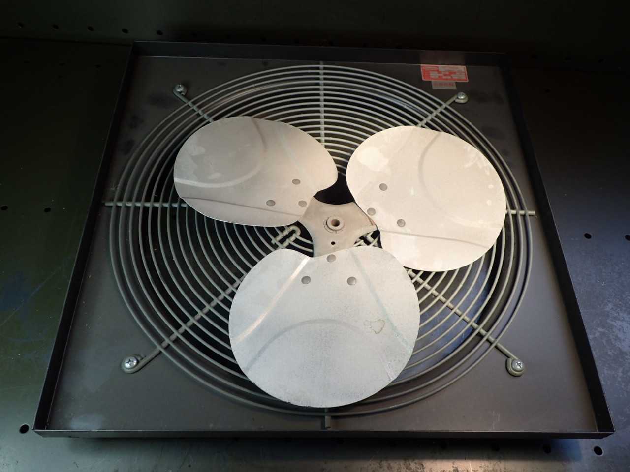 Dayton 16" Fan Blade Propeller 3/8" Bore & 20" Square Guard Frame 4C007C NOS - INDUSTRIAL PARTS