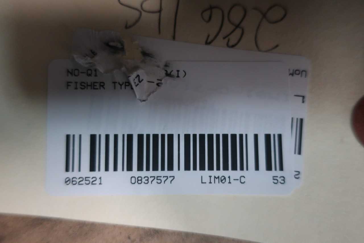 FISHER TYPE EZ PNEUMATIC TYPE 667 300 STEEL FLANGED 4IN CONTROL VALVE - CONTROL VALVE