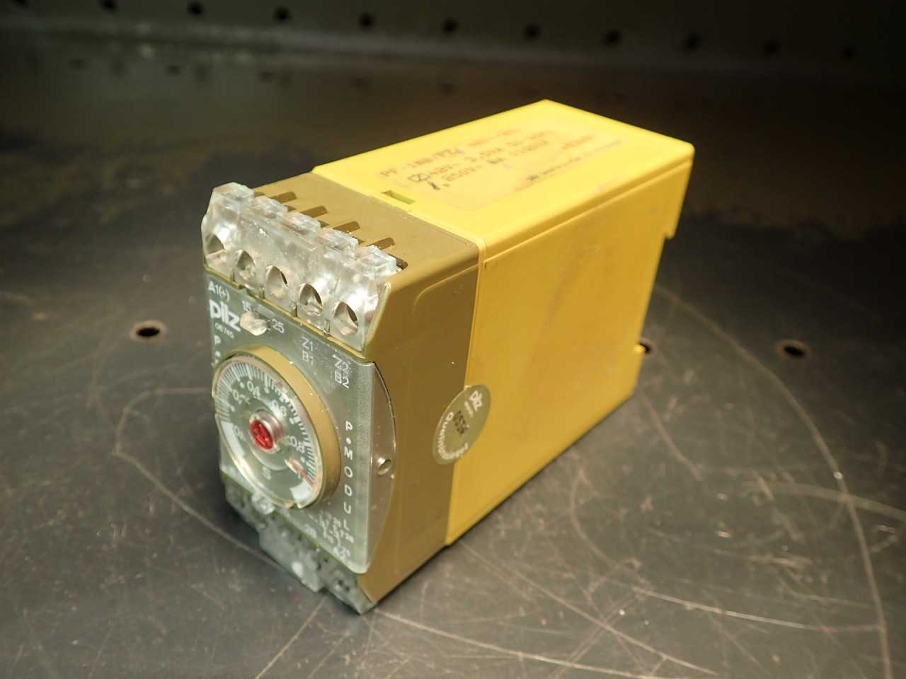 Pilz PF-1NB / FZ / 42V~ 3.5VA /2Uz 0.04-1 Second Relay Timer 250V~ 8A 1100VA - ELECTRICAL COMPONENTS