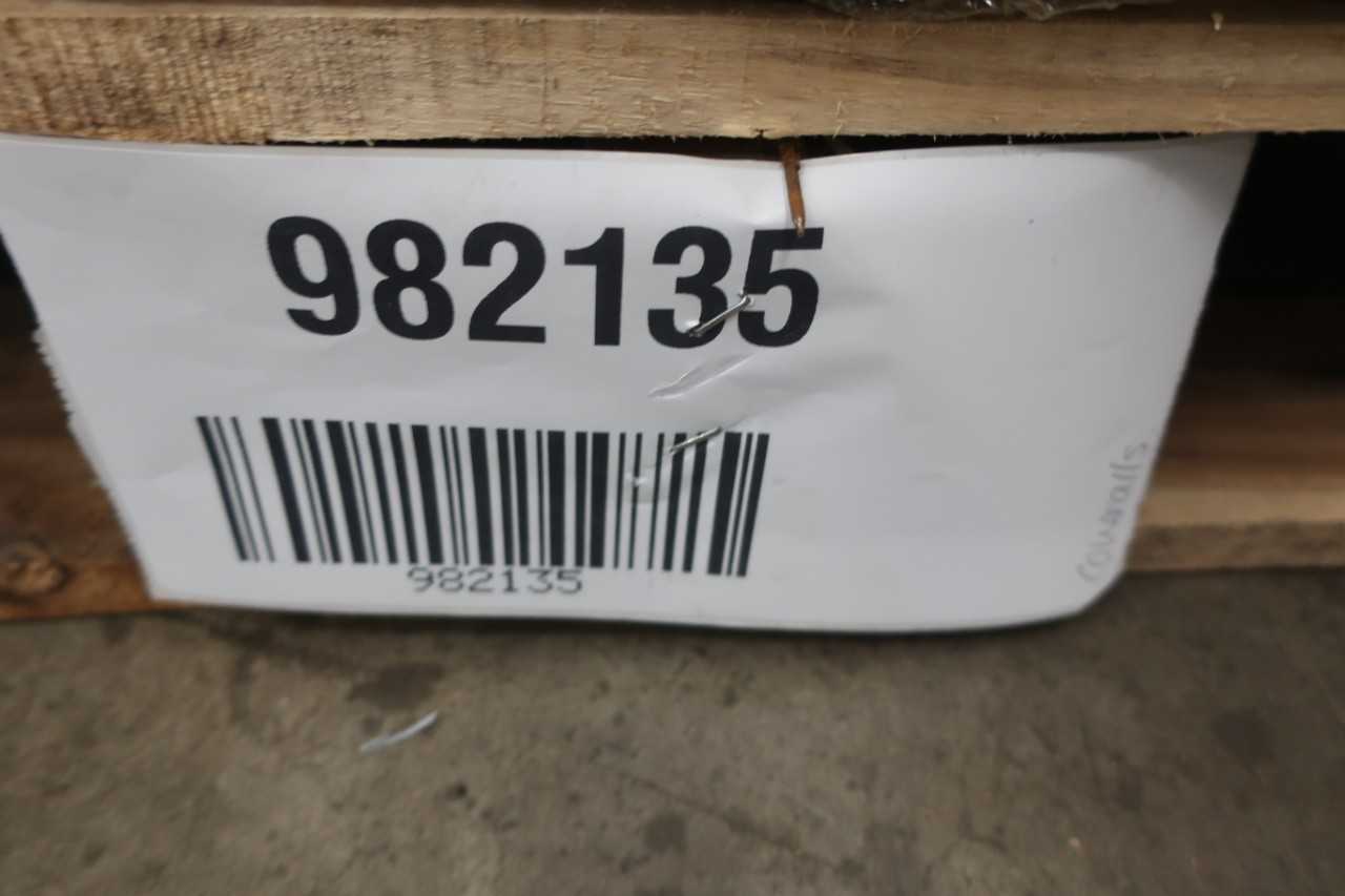 PALLET OF LAKELAND INDUSTRIES DISPOSABLE COLLAR ZIP COVERALL - LAB & SCIENTIFIC