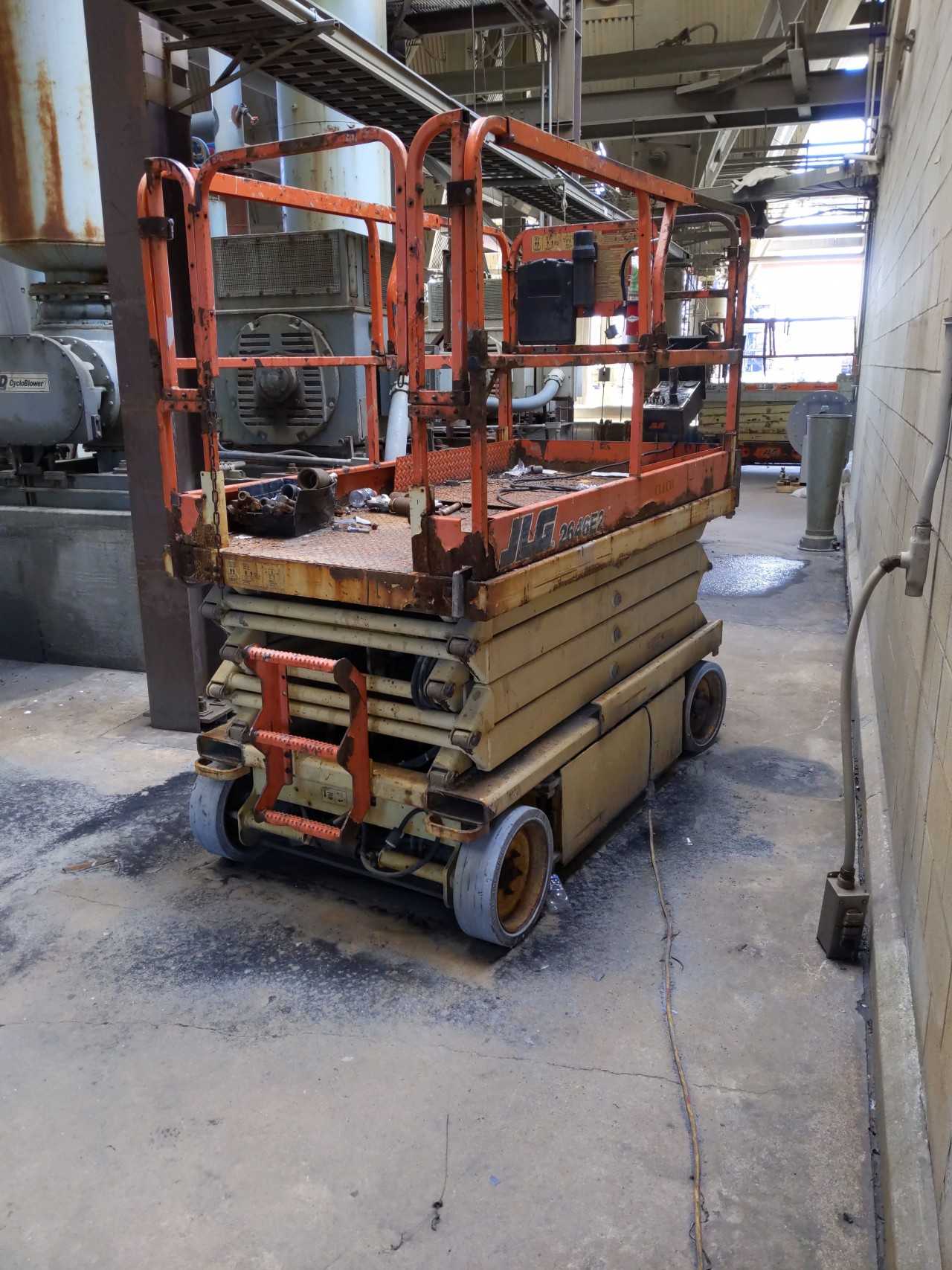 JLG 2646 Electric Scissor lift (Not Running) - MISCELLANEOUS