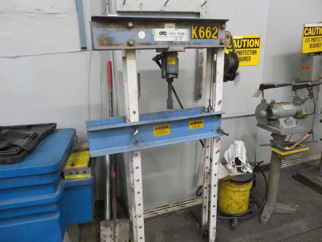 OTC 17 1/2 Ton Hydraulic Shop Press - PRESSES