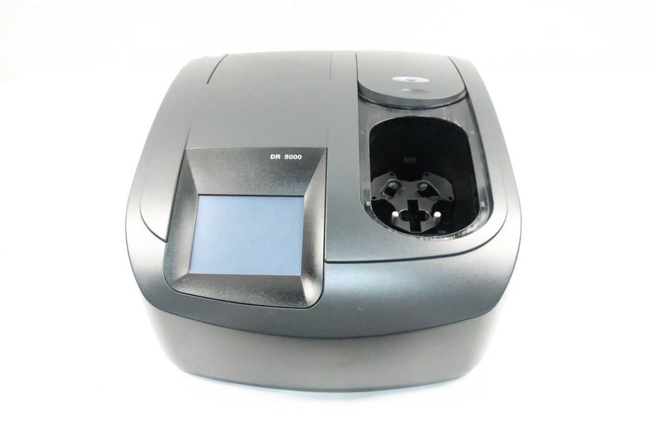 HACH LPG408.99.00012 DR5000 UV-VIS SPECTROPHOTOMETER - LAB & SCIENTIFIC