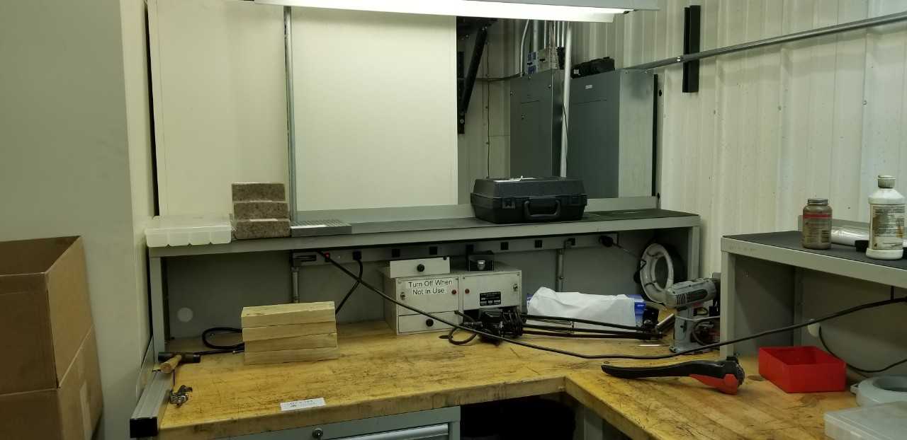 Lista Complete Butcher Block Work Bench No Contents - PLANT & FACILITY Lista Complete Butcher Block Work Bench No Contents - PLANT & FACILITY