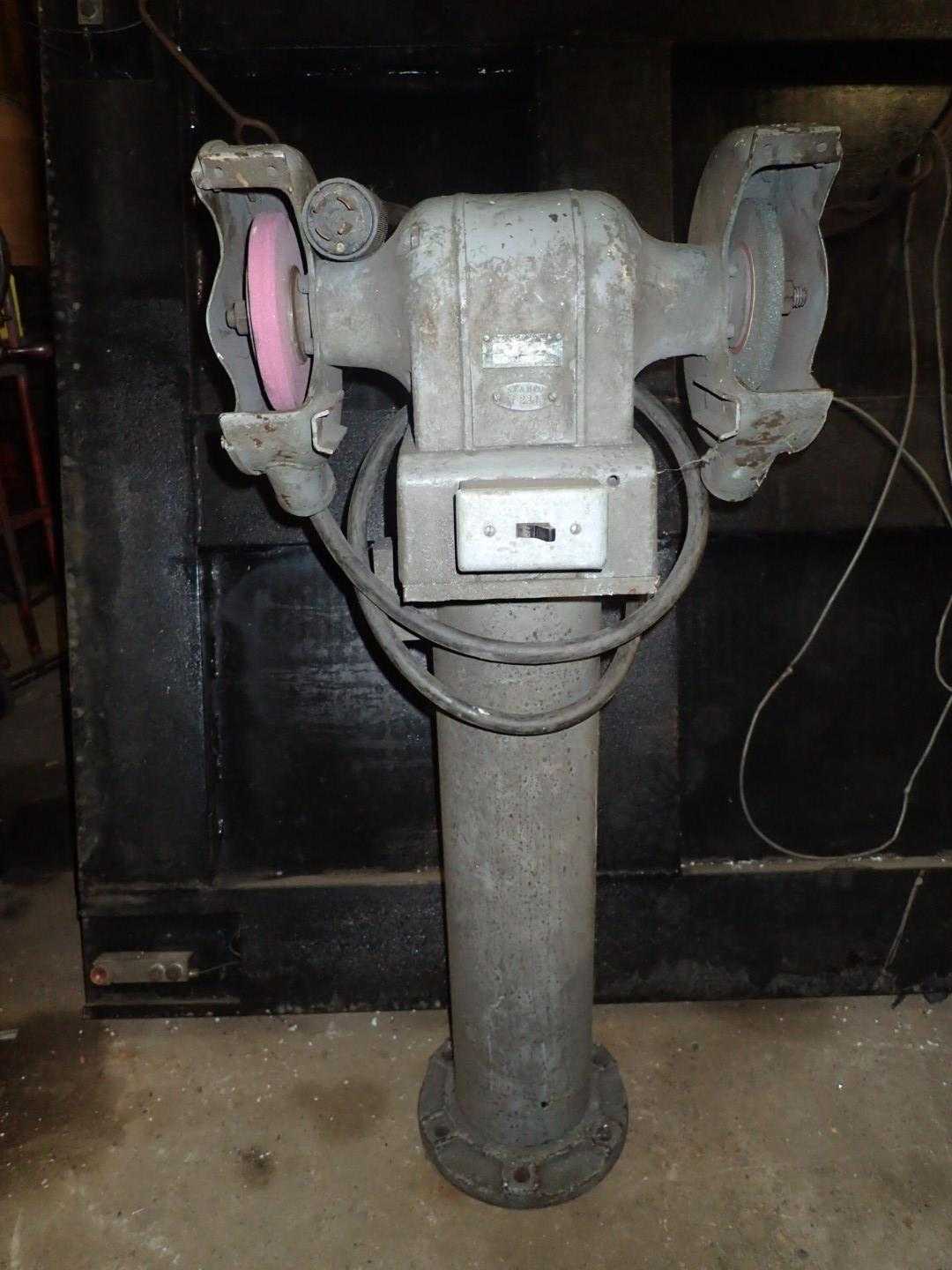 8" Pedestal Grinder 3/4 HP 220/440V 3-Phase Round Cast Iron Base - GRINDING MACHINES