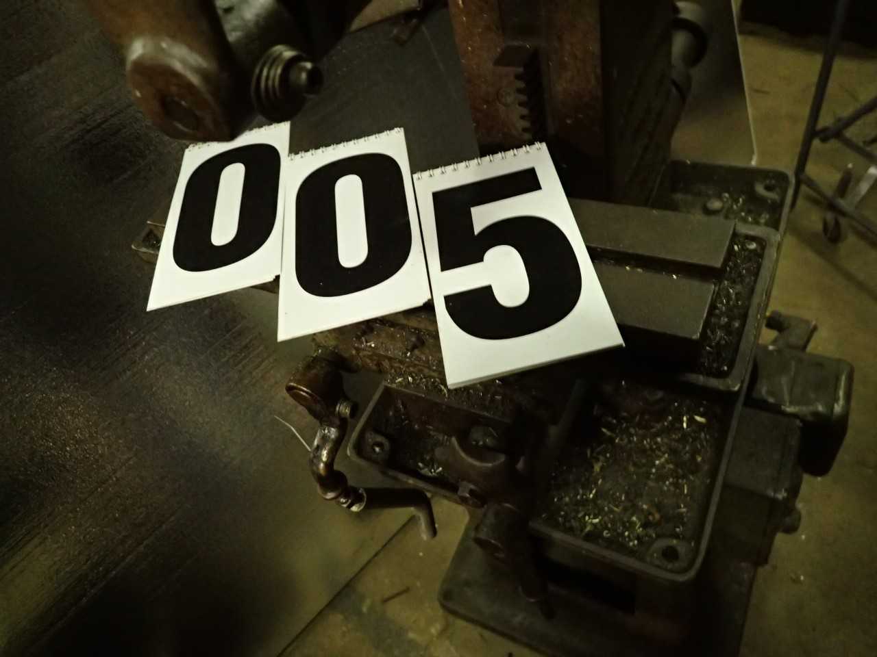 Burke Horizontal Milling Machine - MILLING MACHINES