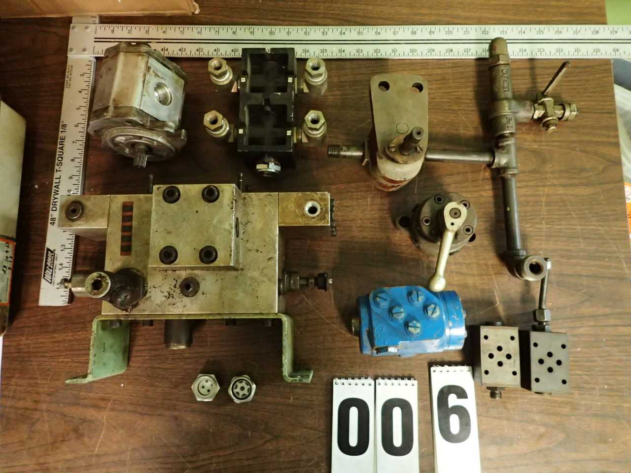 Hydraulic Pumps, Valves, Manifold Blocks, Sight Glass - HYDRAULIC VALVE