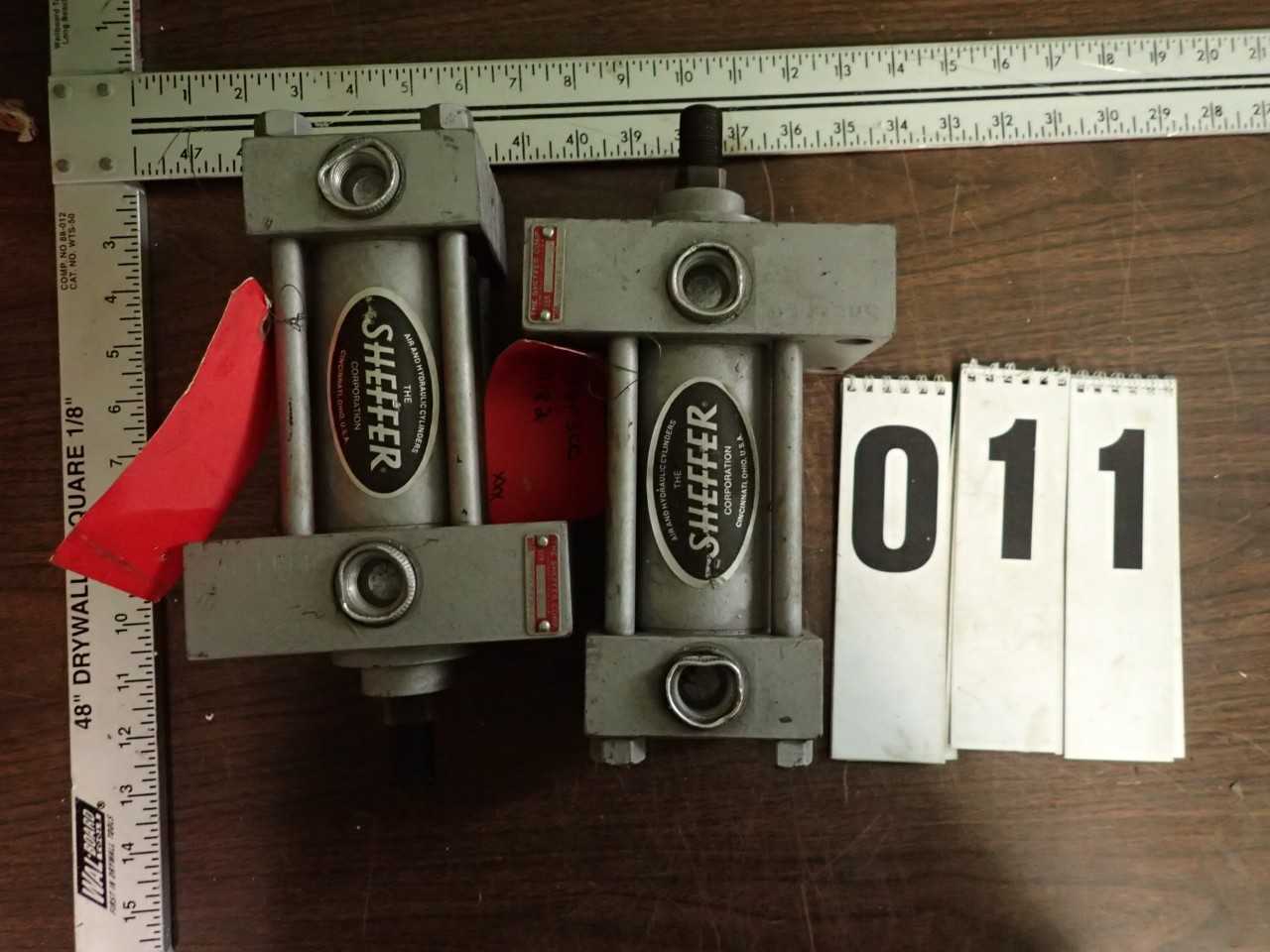 2 Hydraulic Cylinders - HYDRAULIC CYLINDERS