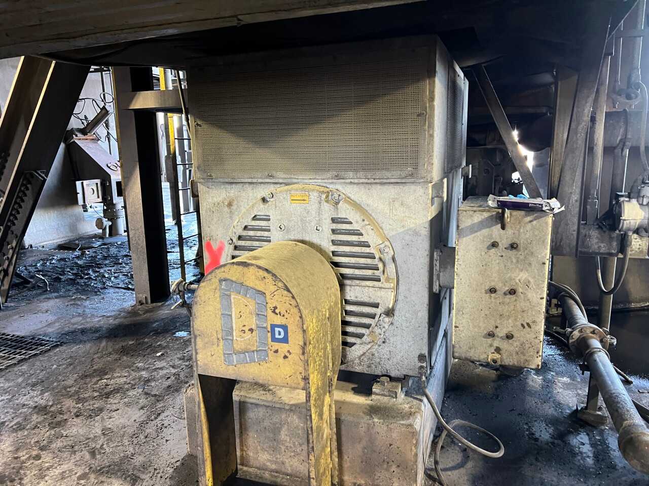 3x GE AC induction motors 1250hp 4KV - ELECTRIC MOTORS