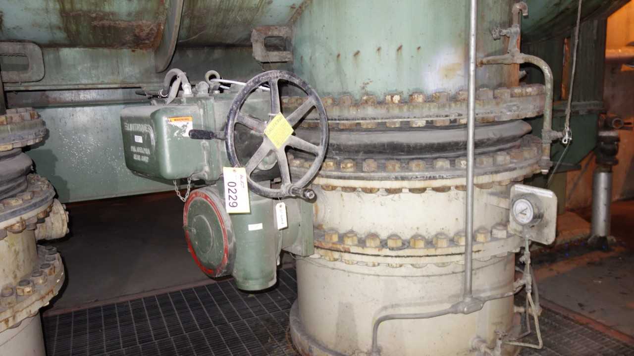 LIMITORQUE SMA 3BH MANUAL BUTTERFLY VALVE - VALVES