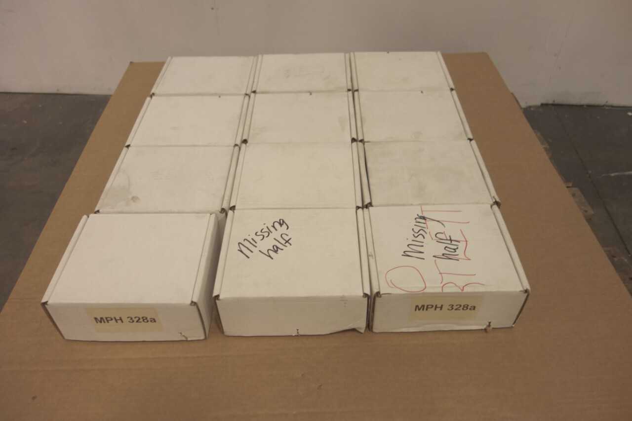 LOT OF 10 SOUND CANCELING EAR MUFFS - MACHINING ACCESSORIES & TOOLING