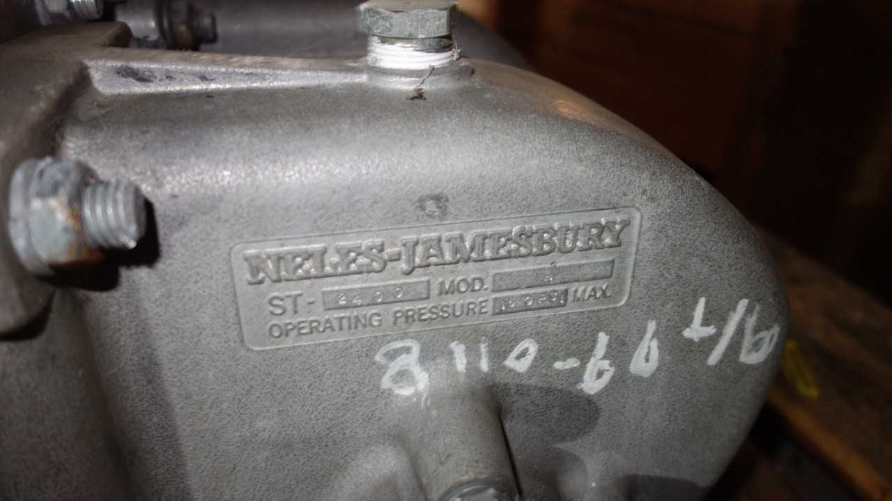 NELES JAMESBURY ST-2400 150PSI DOUBLE ACTUATOR - VALVES