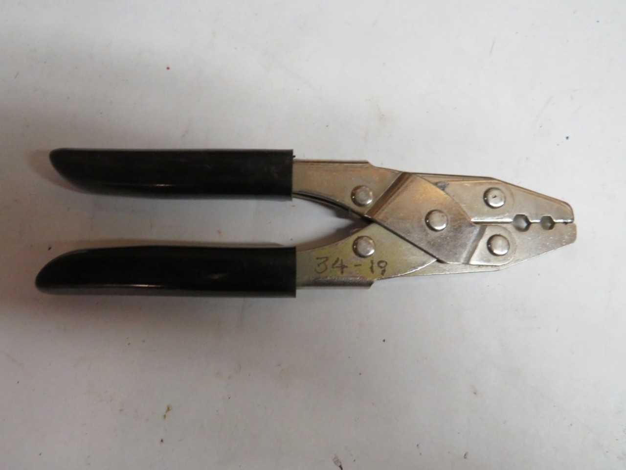 LOT OF 5 ASSORTED CRIMPING TOOLS - ELECTRIC POWER TOOLS