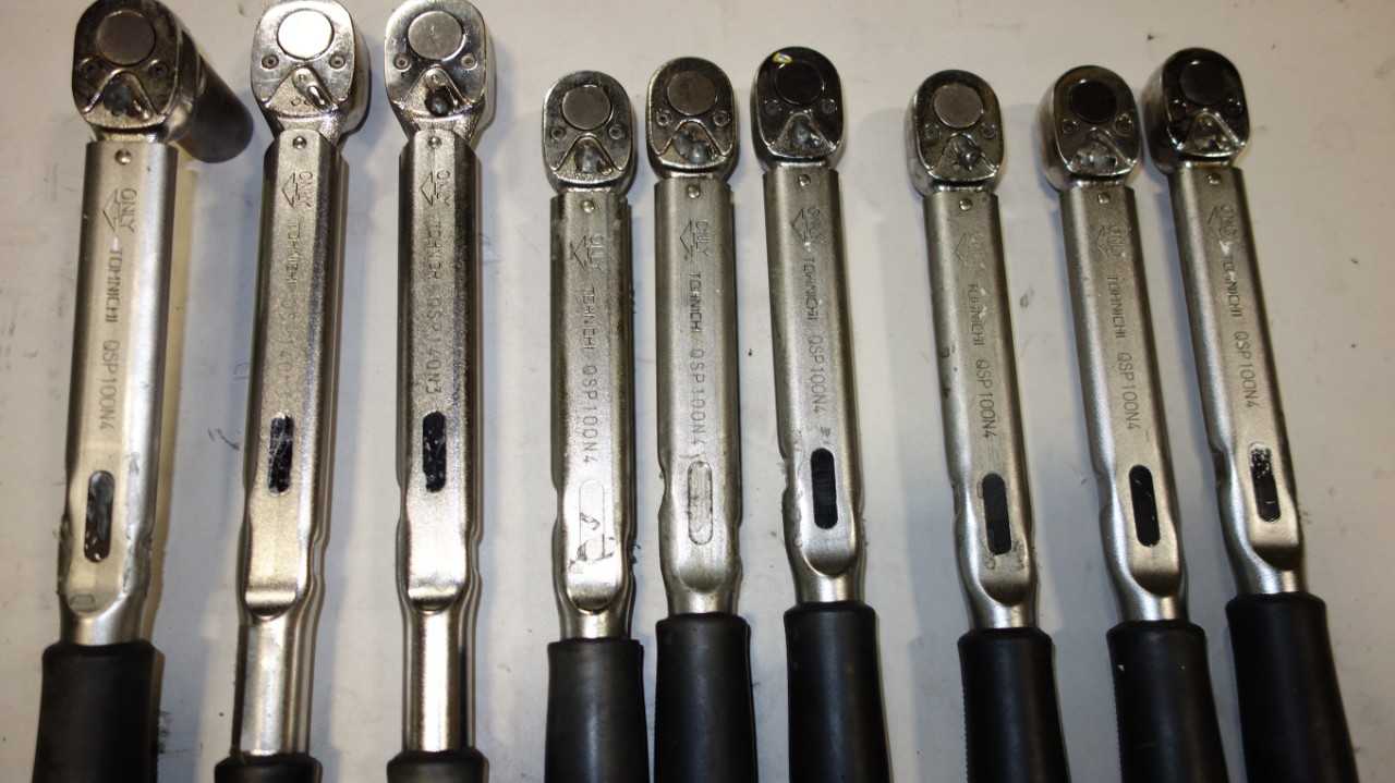LOT OF 9 ASSORTED RATCHET HEAD TORQUE WRENCHES, TOCHNICHI QSP100N4, QSP140N3 - HAND TOOLS