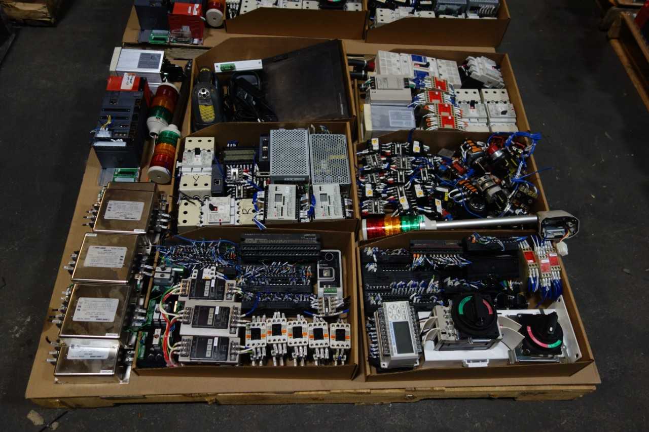2 PALLETS OF ASSORTED ELECTRICAL CONTROLS - ELECTRICAL COMPONENTS