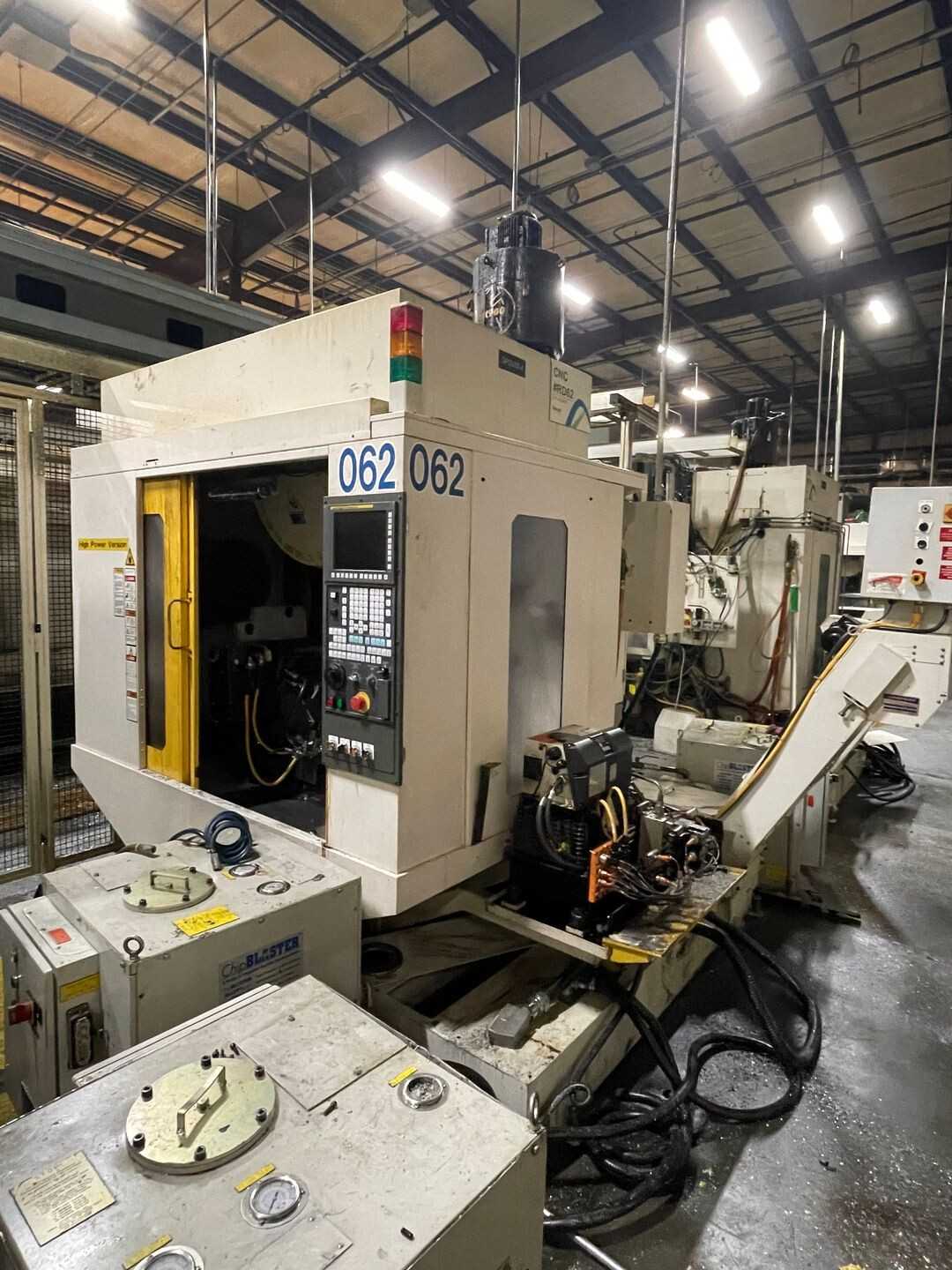 2015 Fanuc Robodrill D21L iA5 CNC Mill - VERTICAL MACHINING CENTERS