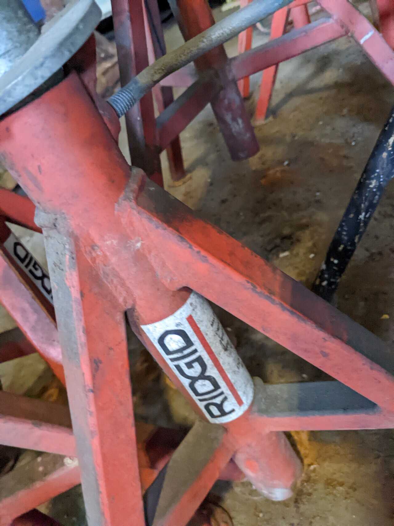 LOT OF 13 ASSORTED WELDING STANDS, RIDGID - ELECTRIC POWER TOOLS
