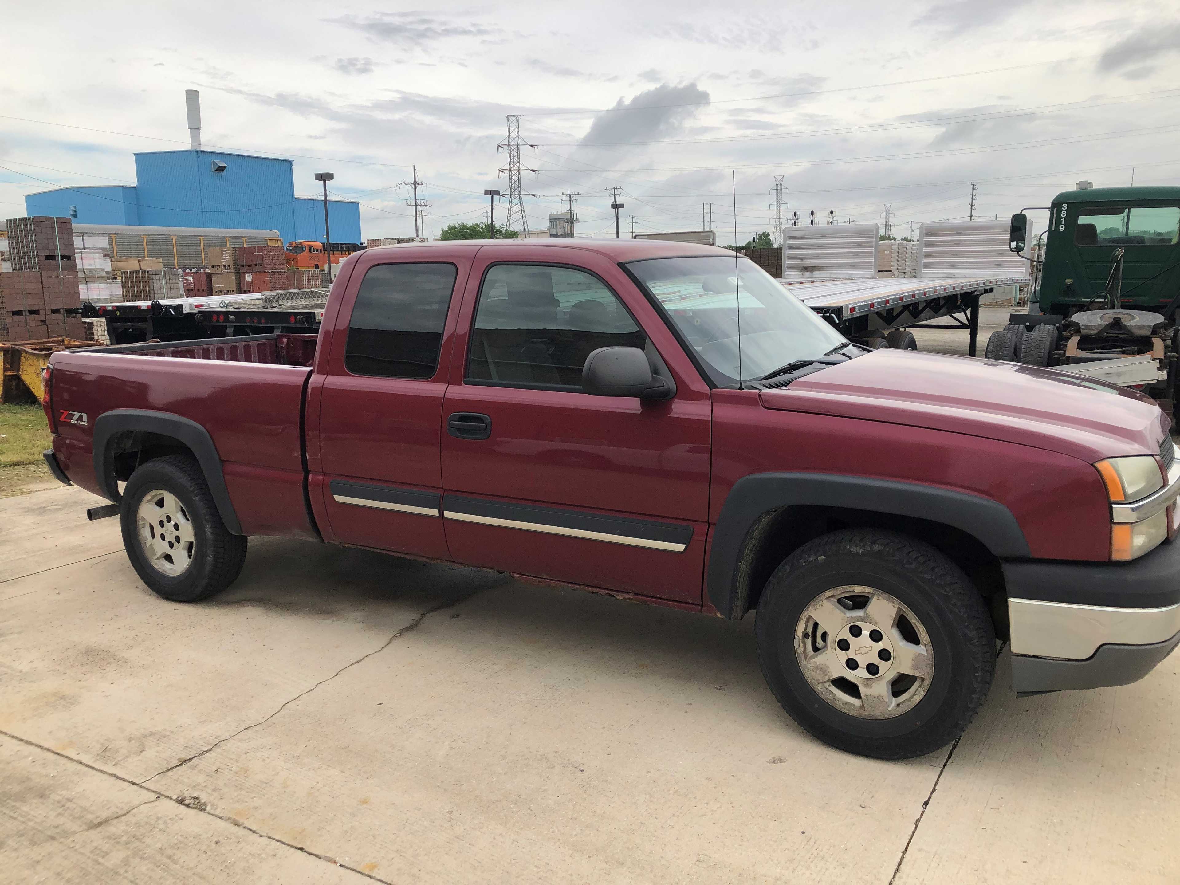 2005 CHEVROLET SILVERADO PICKUP TRUCK - PICKUP TRUCKS