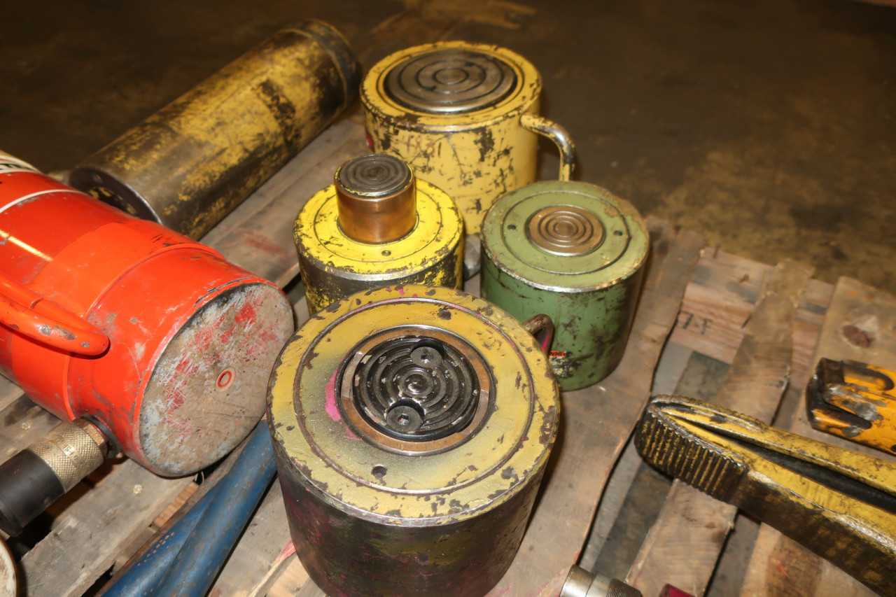 1 PALLET OF ASSORTED HYDRAULIC CYLINDERS SPX ENERPAC INGERSOL-RAND - HYDRAULIC PARTS